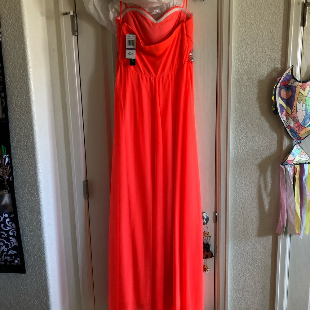 Prom Dress - Picture 3 of 4